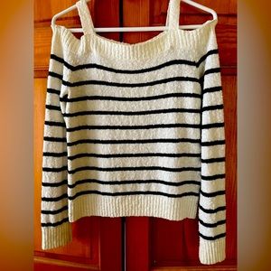 Abercrombie Kids off the shoulder girls top